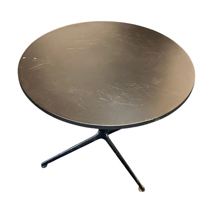 Sort loungebord fra Arper, WIM, 70x50 cm