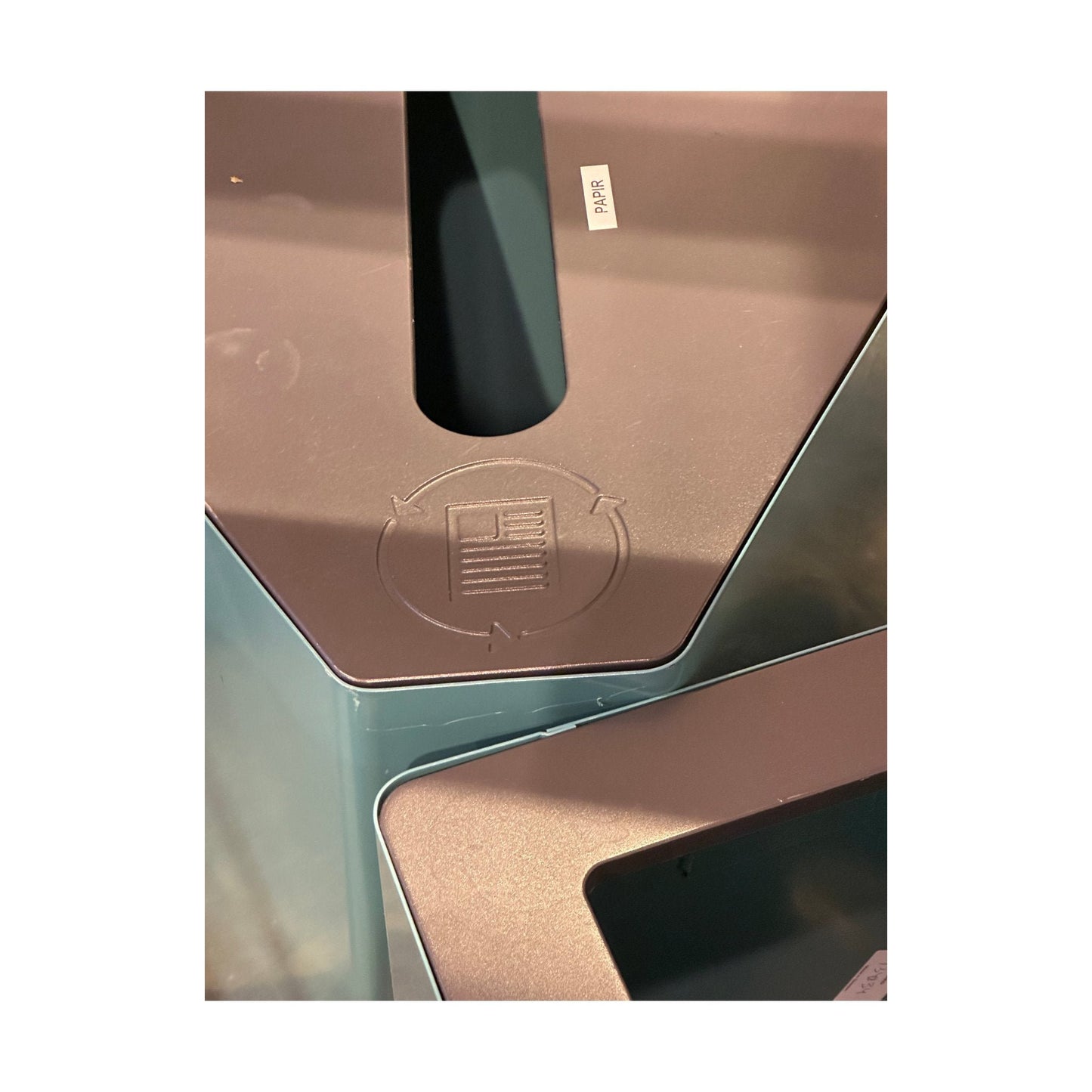 Trece Kite avfallsbeholdere 3stk, Papir, Pant og Rest