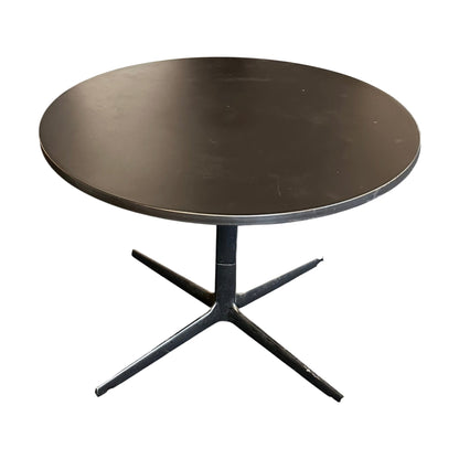 Sort loungebord fra Arper, WIM, 70x50 cm