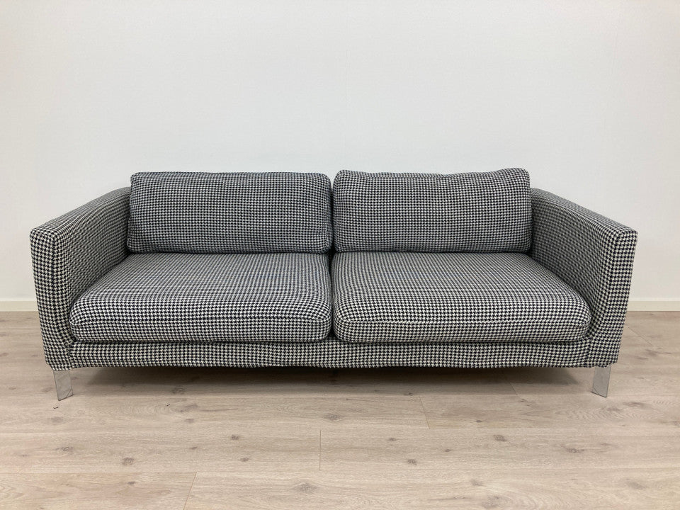 Nyrenset | Romslig 3-seter sofa