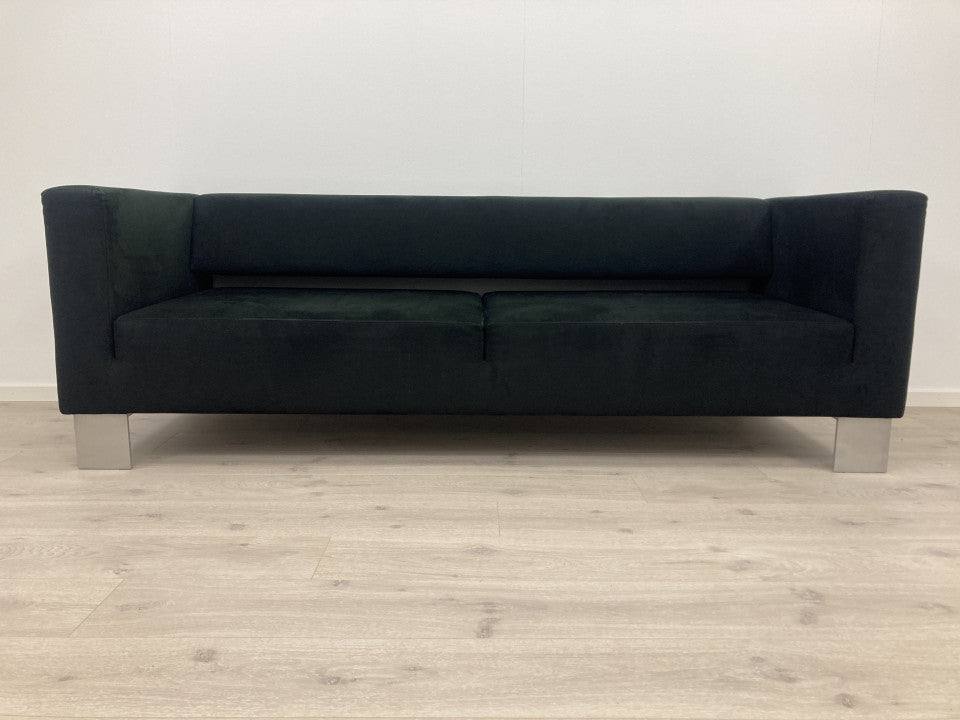 Nyrenset | 3-seter sofa i fløyelsstoff