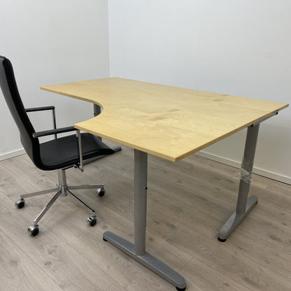 IKEA Galant manuell hev/senk skrivebord med høyresving