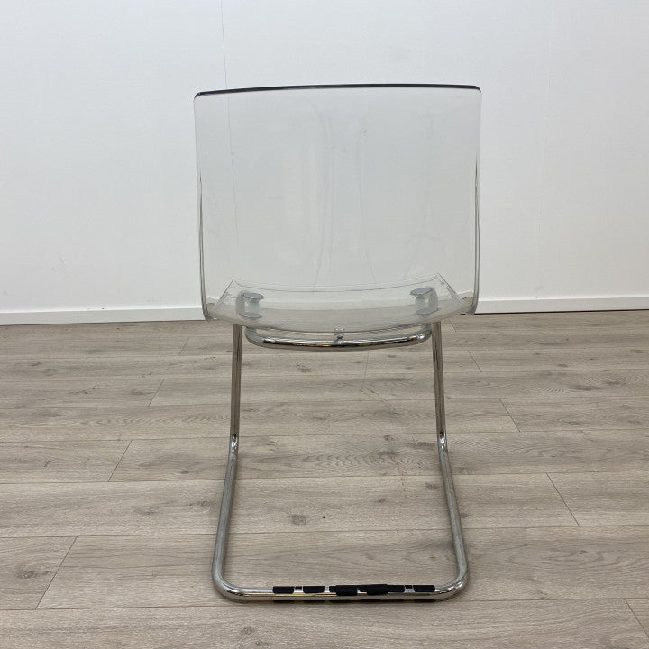 IKEA Tobias transparent stol med fleksibel og forkrommet design