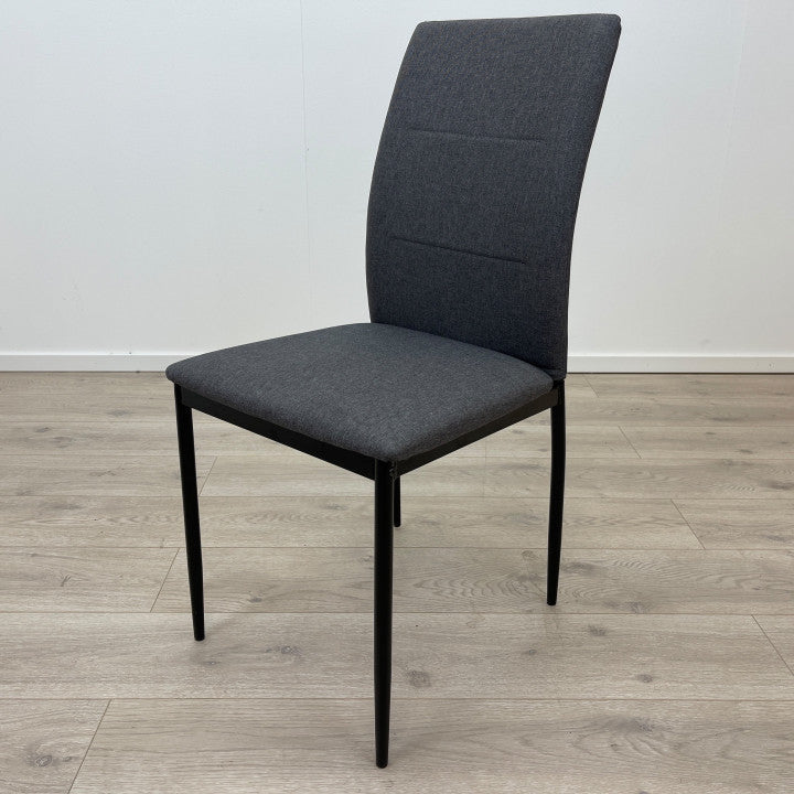 KAST Grå stol i minimalistisk design