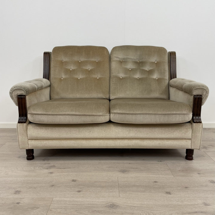 Retro/vintage 2-seter sofa i fløyelsstoff