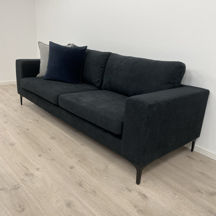 Nyrenset | Venture Design 3-seter sofa