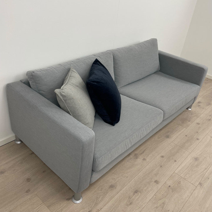 Nyrenset | Grå IKEA Karlstad 3-seter sofa