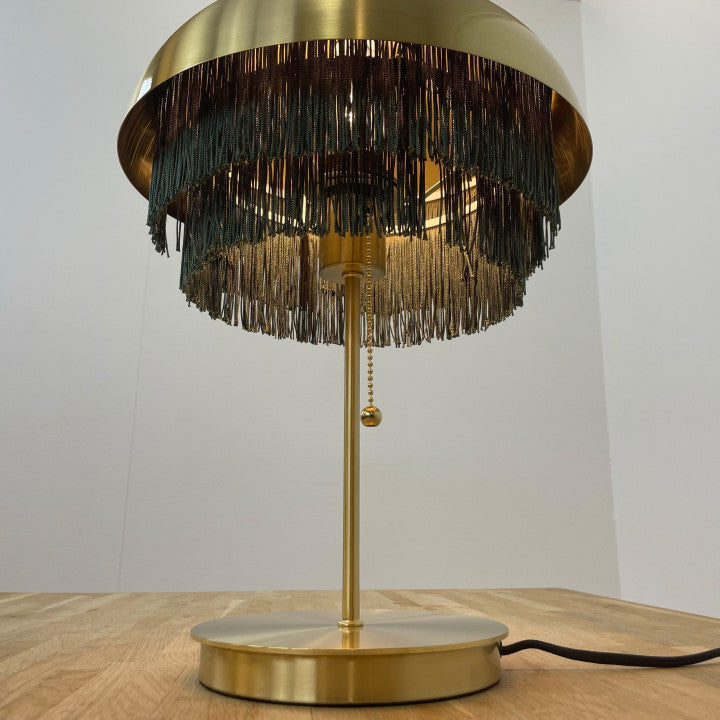 H&M HOME elegant bordlampe av gullfarget metall