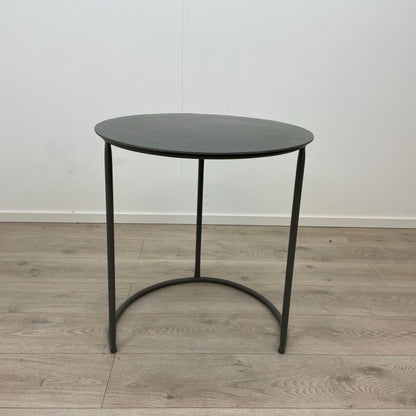 Moderne sidebord i grå farge
