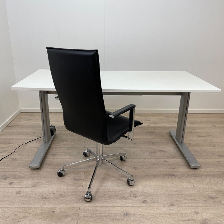 (160x80 cm) Elektrisk hev/senk skrivebord med hvit bordplate