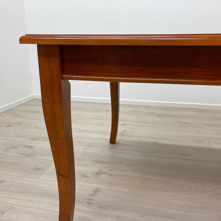 (180x100 cm) Elegant spisebord i klassisk stil