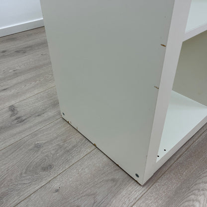 IKEA Kallax hylle med 8 hylleseksjoner