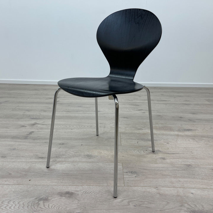 Danerka stol i minimalistisk design – Secundo