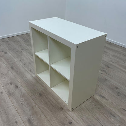 IKEA Kallax hylle med 4 hylleseksjoner