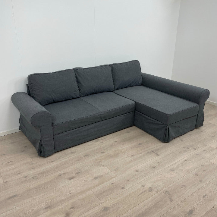 Nyrenset | IKEA Backabro sovesofa med oppbevaring