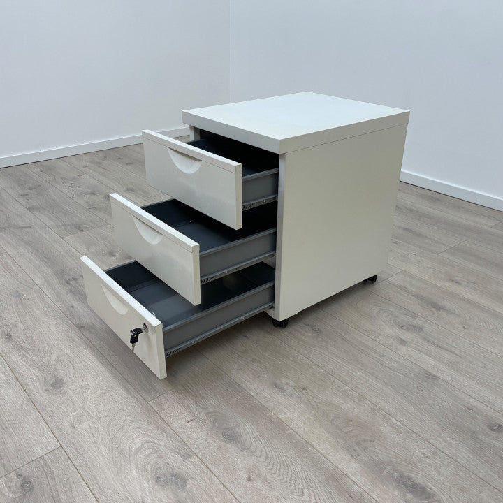 Arkivskap på hjul med 3 skuffeseksjoner