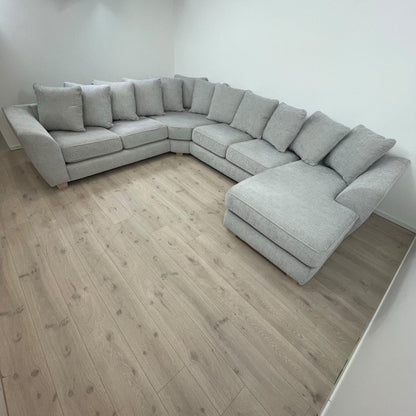 Nyrenset | Stor u-sofa med sjeselong fra Møbelringen