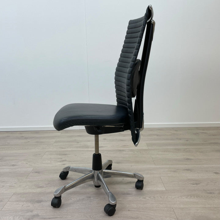 Nyrenset | Svart HÅG H09 Excellence ergonomisk kontorstol