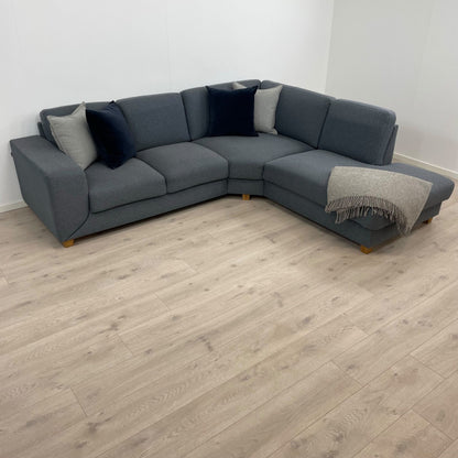 Nyrenset | Grå Hjort Knudsen hjørnesofa med åpen ende