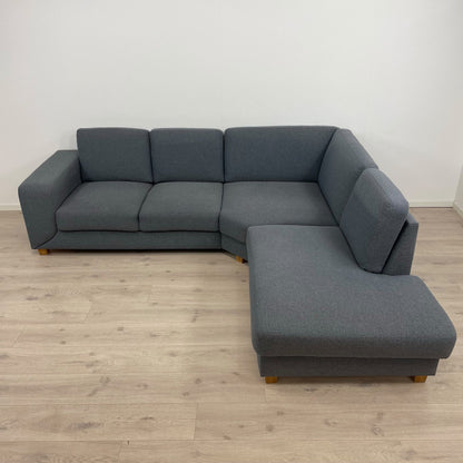 Nyrenset | Grå Hjort Knudsen hjørnesofa med åpen ende