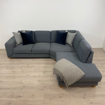 Nyrenset | Grå Hjort Knudsen hjørnesofa med åpen ende