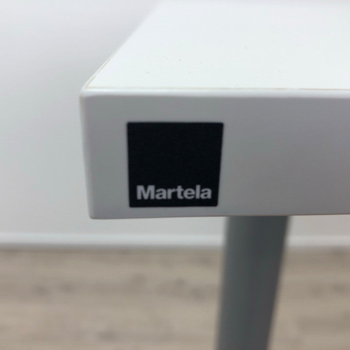 Martela elektrisk hev/senk skrivebord med høyresving