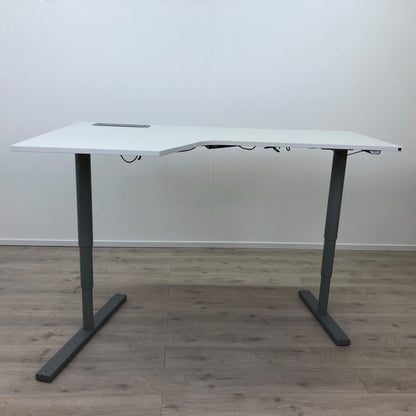 Martela elektrisk hev/senk skrivebord med venstresving