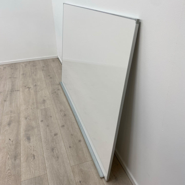 (200x120) Hvitt vegghengt whiteboard