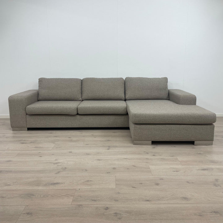 Nyrenset | Beige vendbar Hjort Knudsen sjeselongsofa