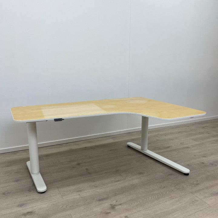 Elektriske hev/senk skrivebord med høyresving