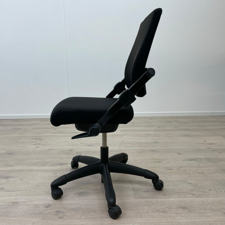 Nyrenset | HÅG H03 kontorstol i sort