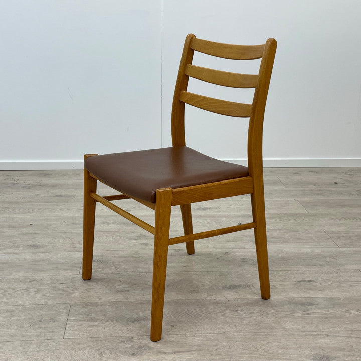 A&FH Furniture teak stoler fra rundt 1960-tallet