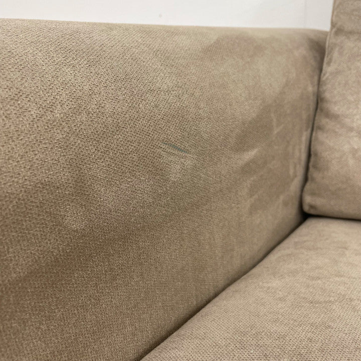 Nyrenset | Beige vendbar sjeselongsofa i fløyelsstoff