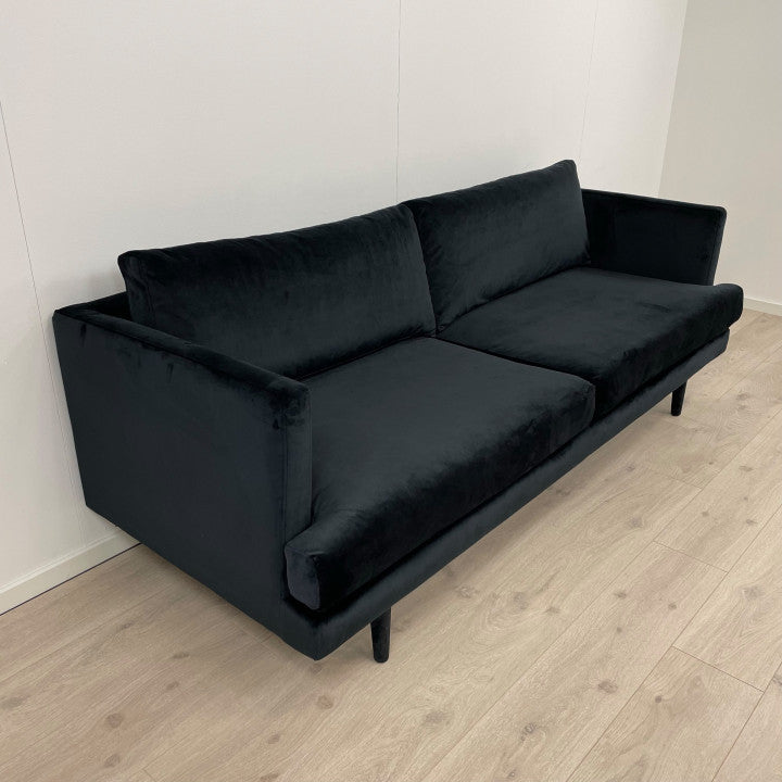 Nyrenset | Jotex Antwerpen 3-seter sofa i fløyelsstoff