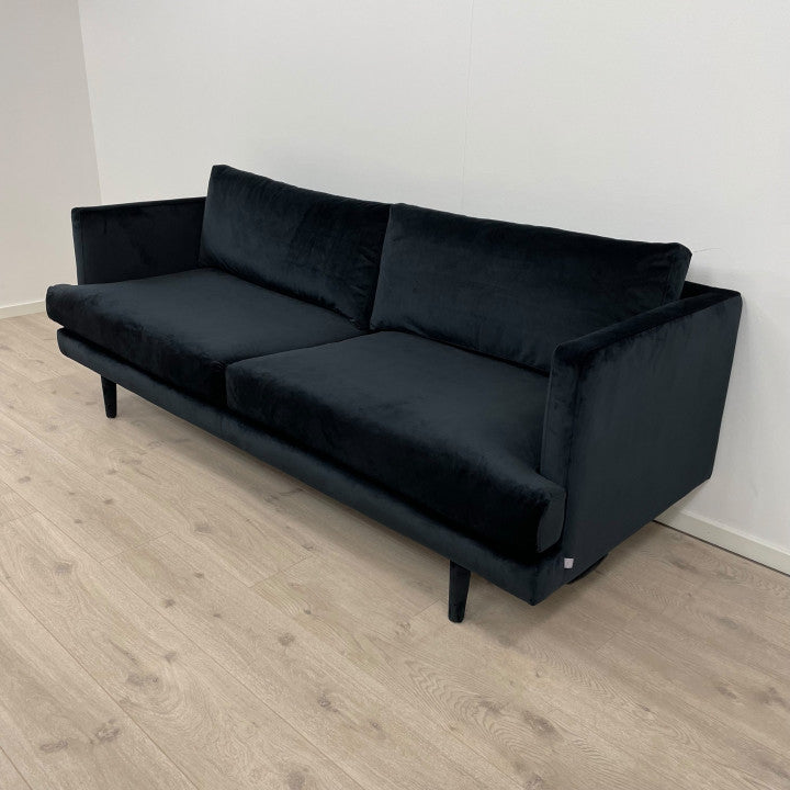 Nyrenset | Jotex Antwerpen 3-seter sofa i fløyelsstoff