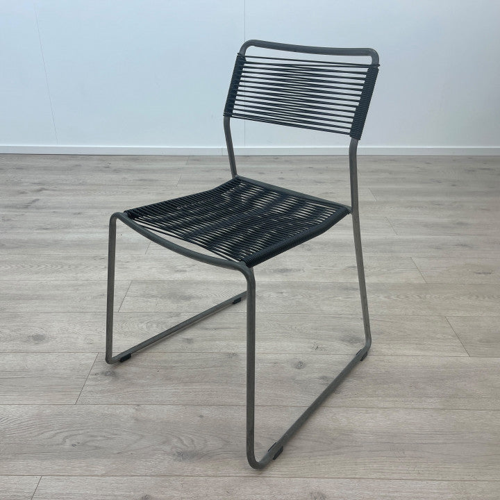 Mørkegrå design stol