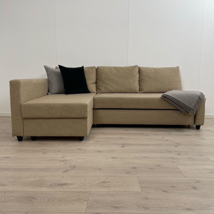 Nyrenset | Beige vendbar IKEA Friheten sovesofa med sjeselong