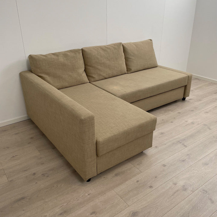 Nyrenset | Beige vendbar IKEA Friheten sovesofa med sjeselong