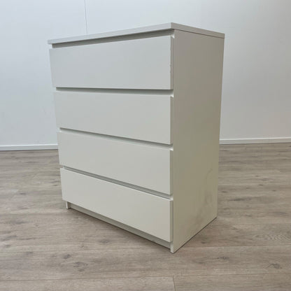 Hvit MALM kommode med 4 skuffer