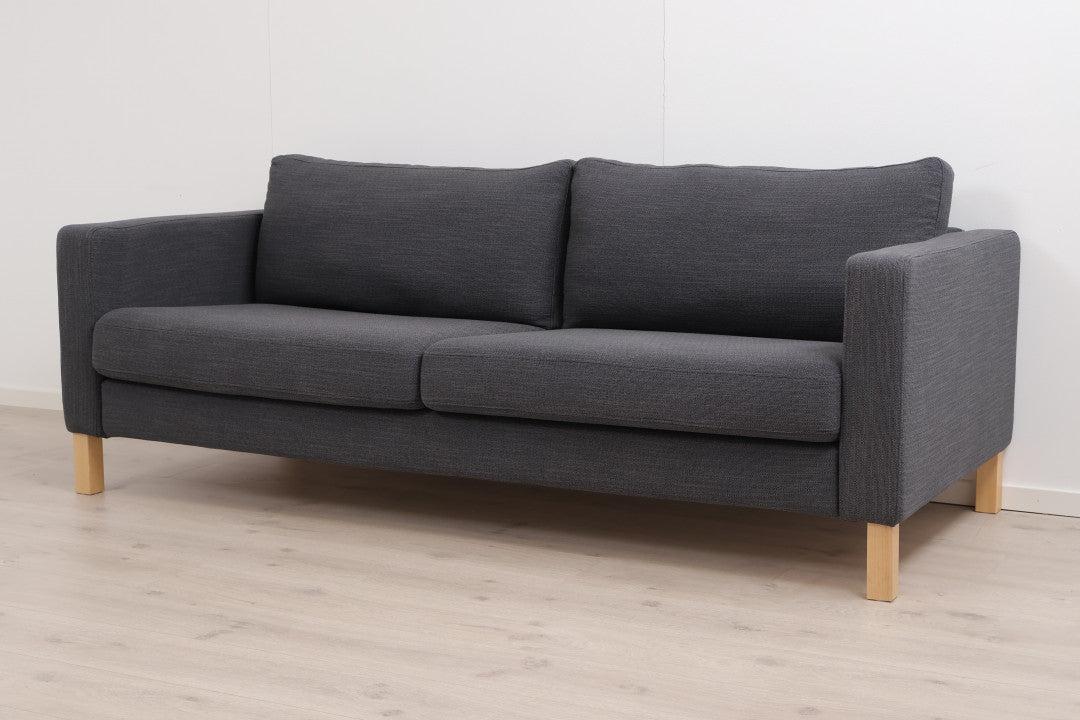 Nyrenset | Mørk IKEA Karlstad 3-seter sofa