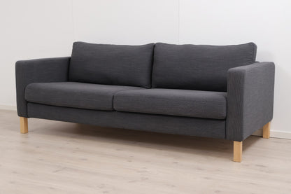 Nyrenset | Mørk IKEA Karlstad 3-seter sofa