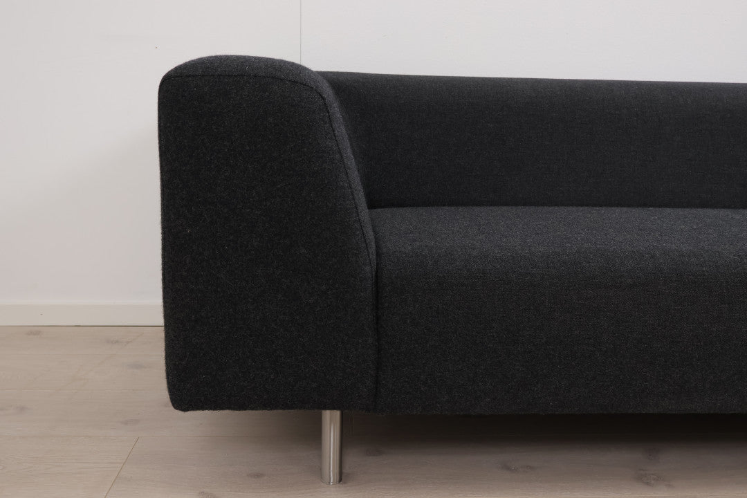 Nyrenset | Sort Bolia Less 3-seter sofa