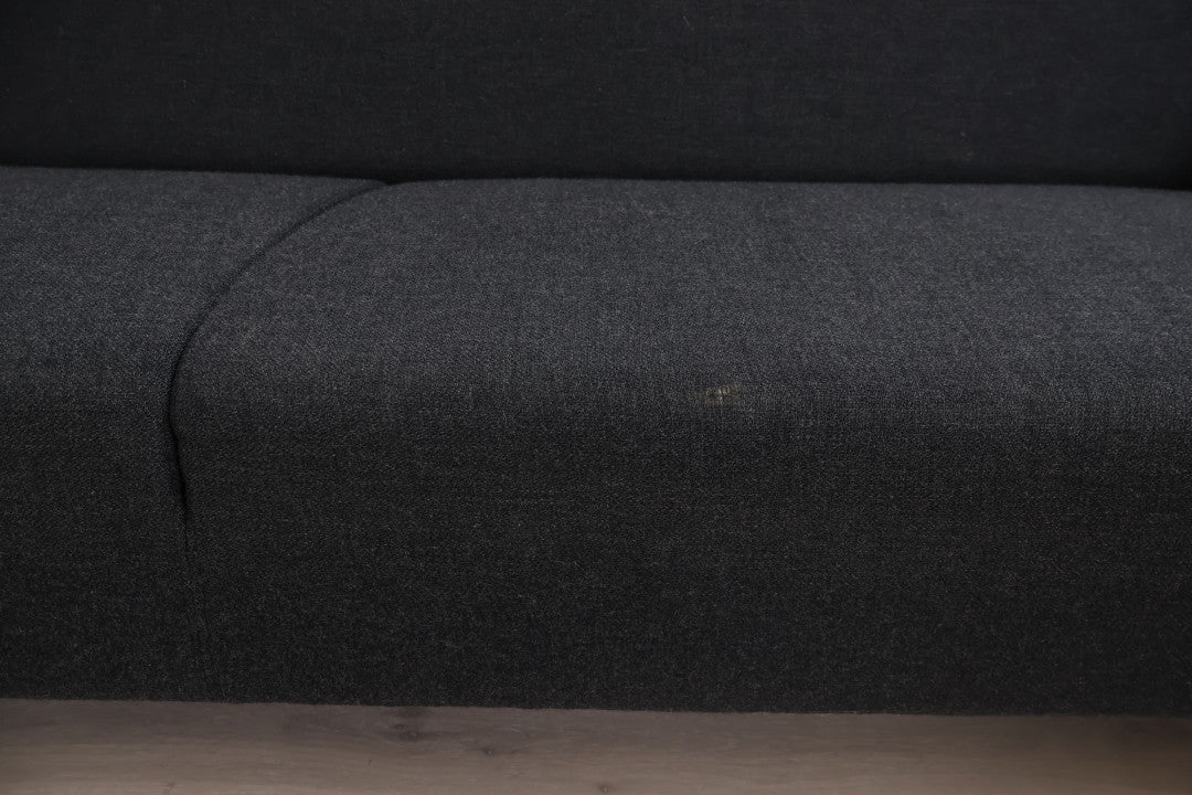 Nyrenset | Sort Bolia Less 3-seter sofa