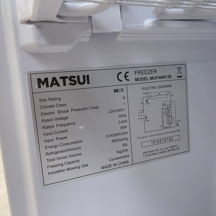 Matsui (Mod: MUF48W13E) fryseskap i fargen hvit