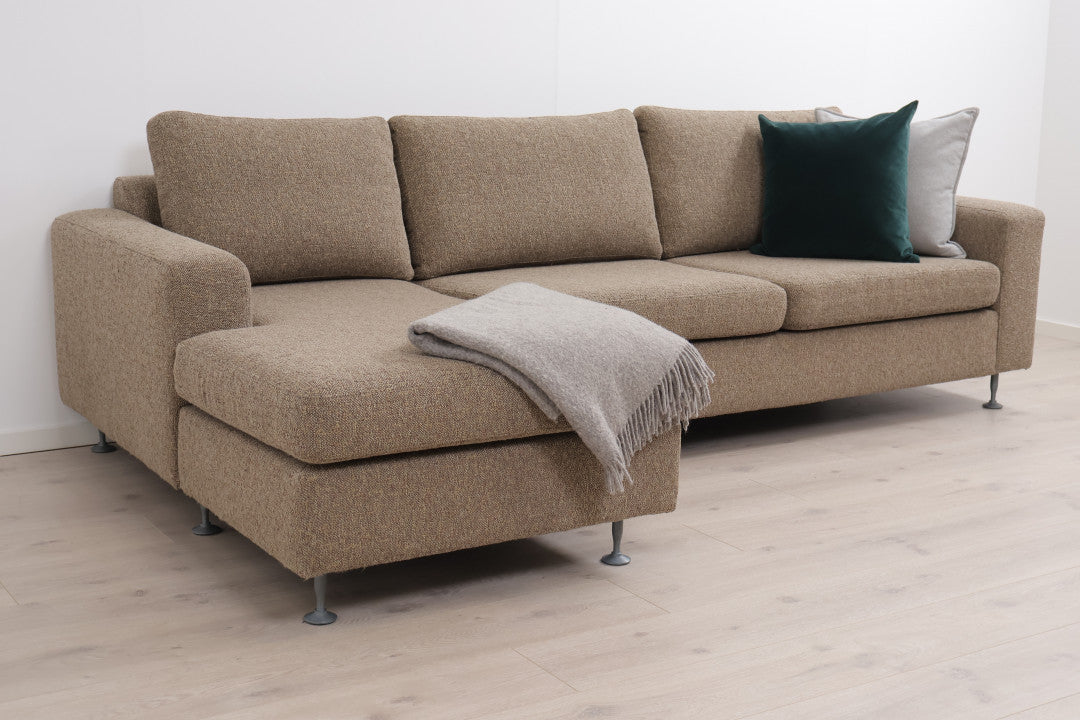 Nyrenset | Brun/beige Bolia Milano sjeselongsofa