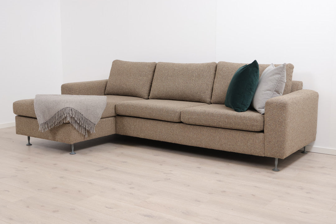 Nyrenset | Brun/beige Bolia Milano sjeselongsofa