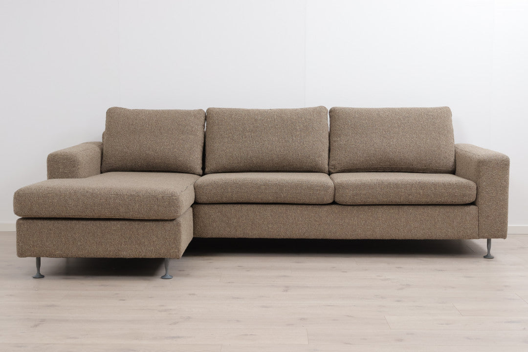 Nyrenset | Brun/beige Bolia Milano sjeselongsofa