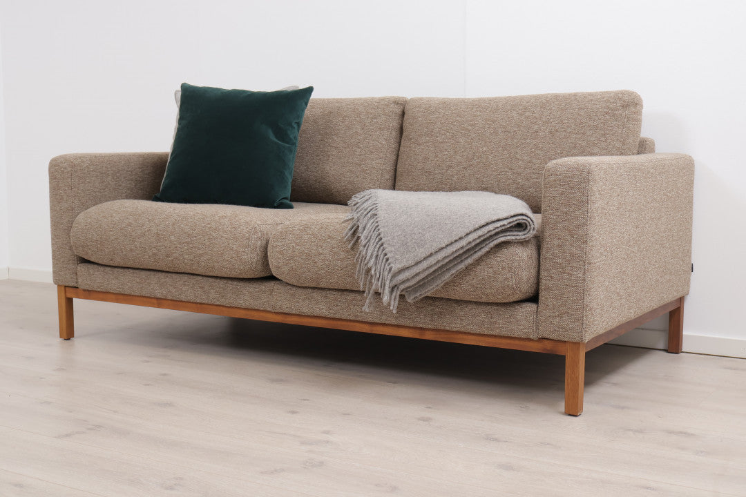 Nyrenset | Brun/beige Bolia North 2,5-seter sofa