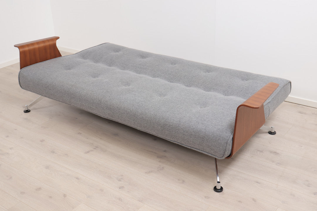 Nyrenset | Innovation Living Clubber 3-seter sofa/sovesofa med fleksibel rygg