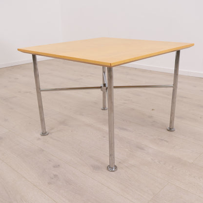Lite og kompakt ForaForm bord